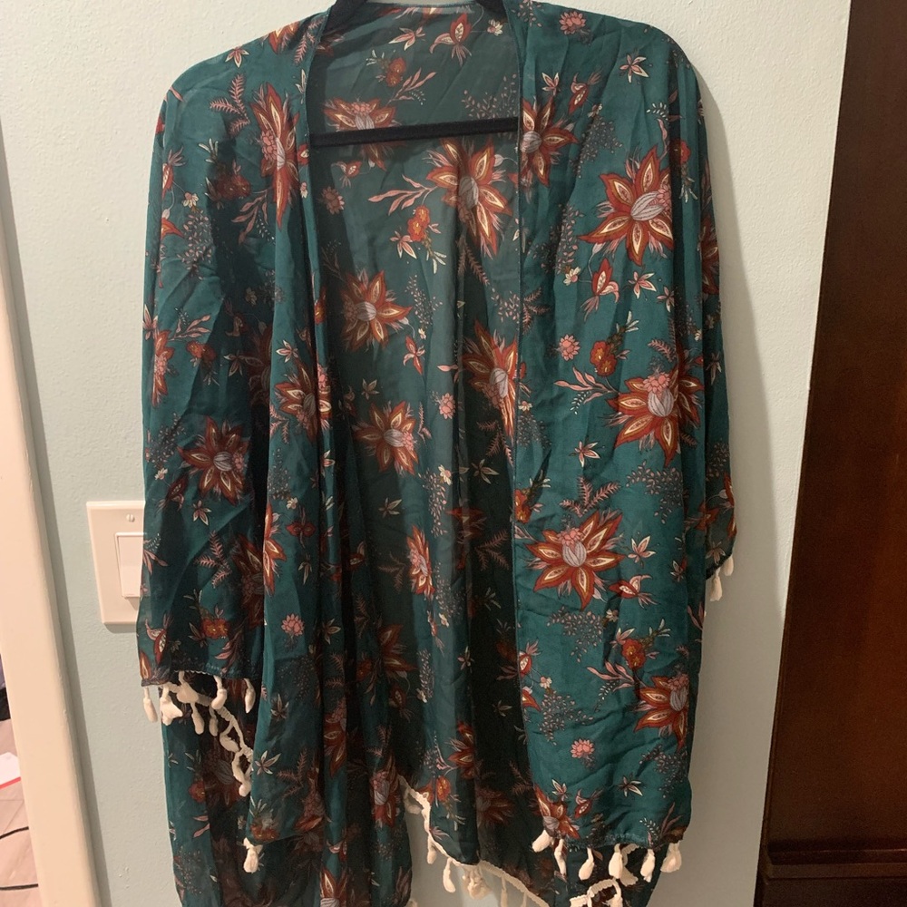 SHEIN Floral Green Kimono Lightly Used